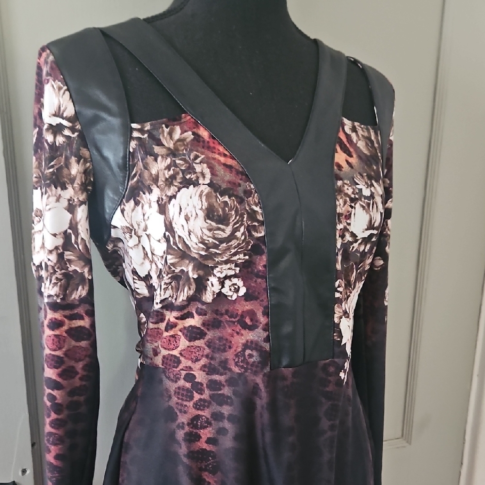 VENUS Pink and Red Fit and Flare Long Sleeve Dress